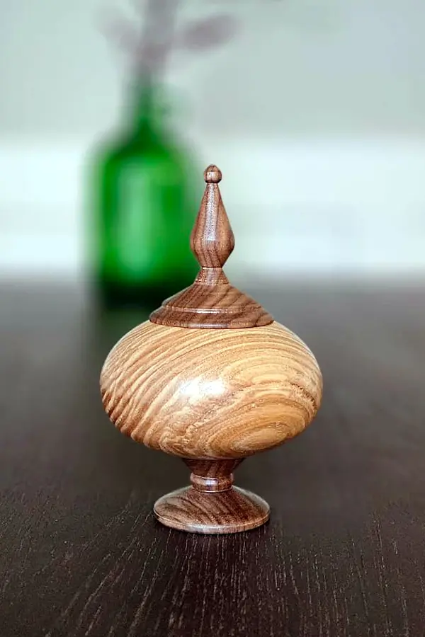 Finial box gedenk doos (kersen-walnoot)