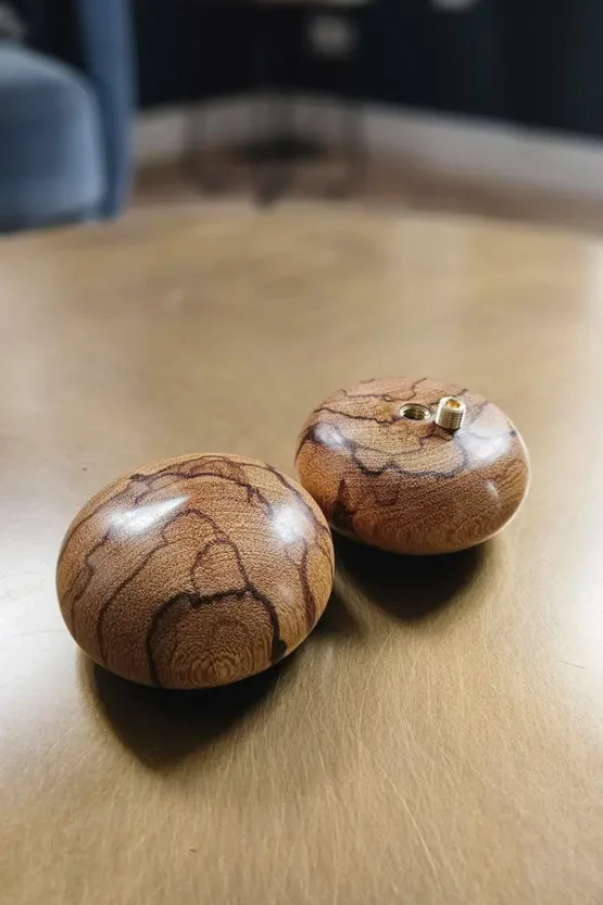 Familie (uit)deel mini urn (Marble-Wood)